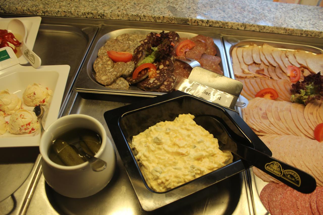 Hotel Riedel 치타우 외부 사진